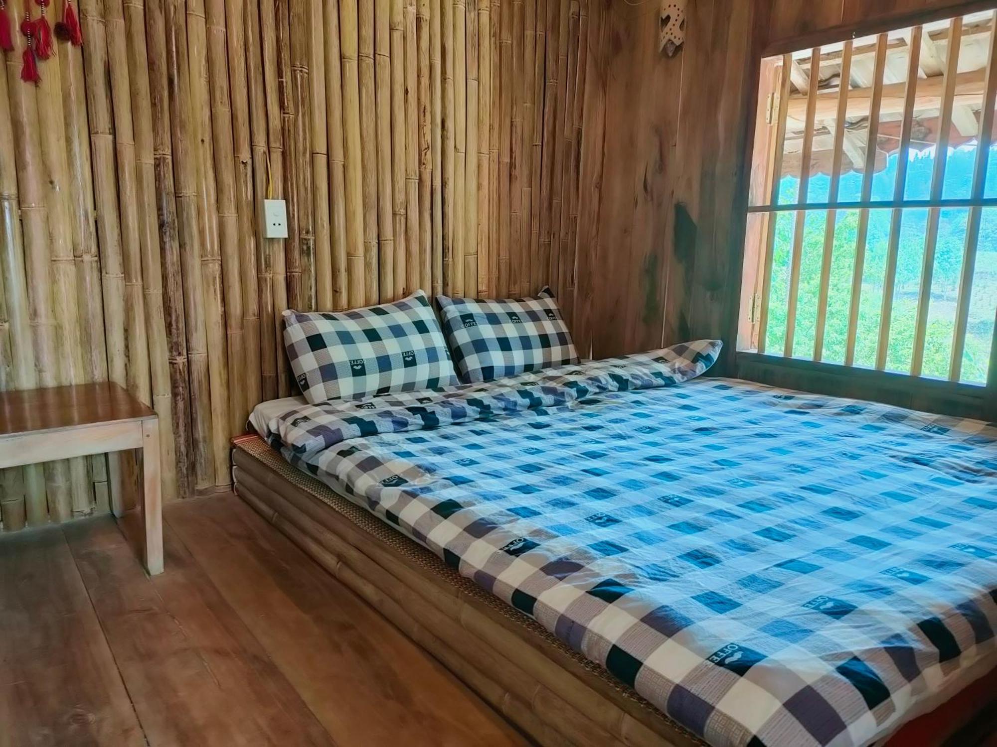 Ly Danh Homestay Quan Ba Værelse billede